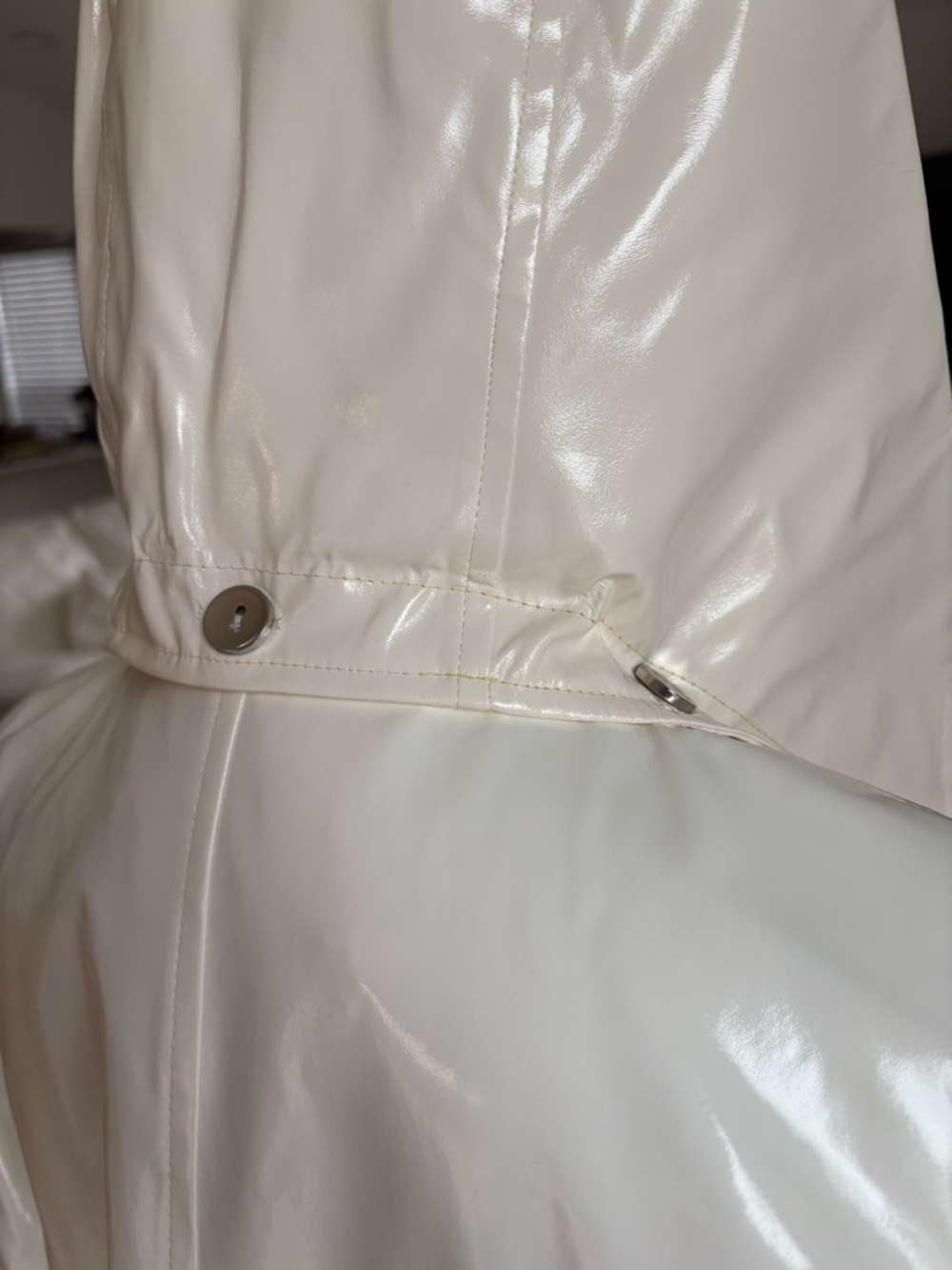 Jane Post Cream Gloss Hooded rain Coat - Picture 5 of 7
